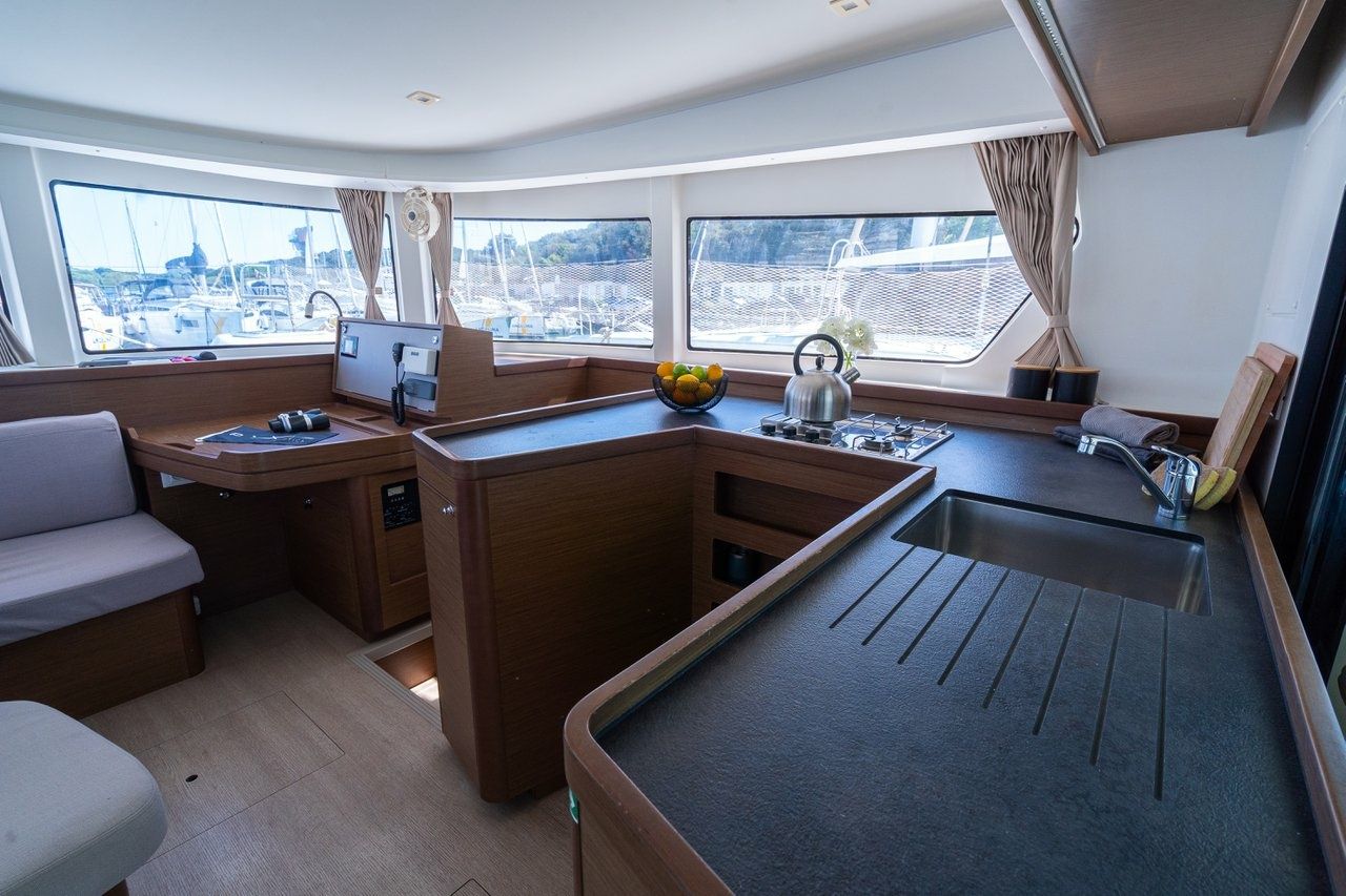 Lagoon 42 | Fleur De Sel