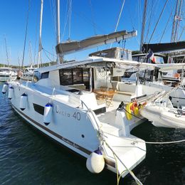 Fountaine Pajot Lucia 40 | Floreanne