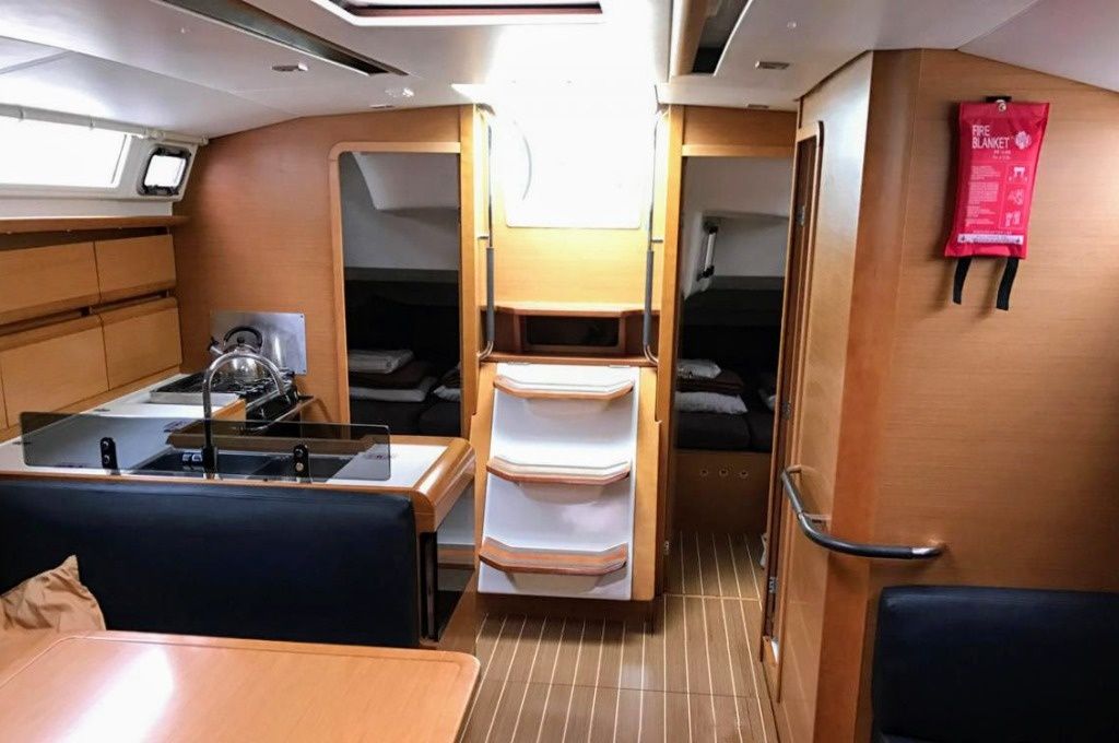 Jeanneau Sun Odyssey 439 | Sea & Sky4