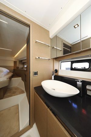 Prestige 460 Fly | Ferus