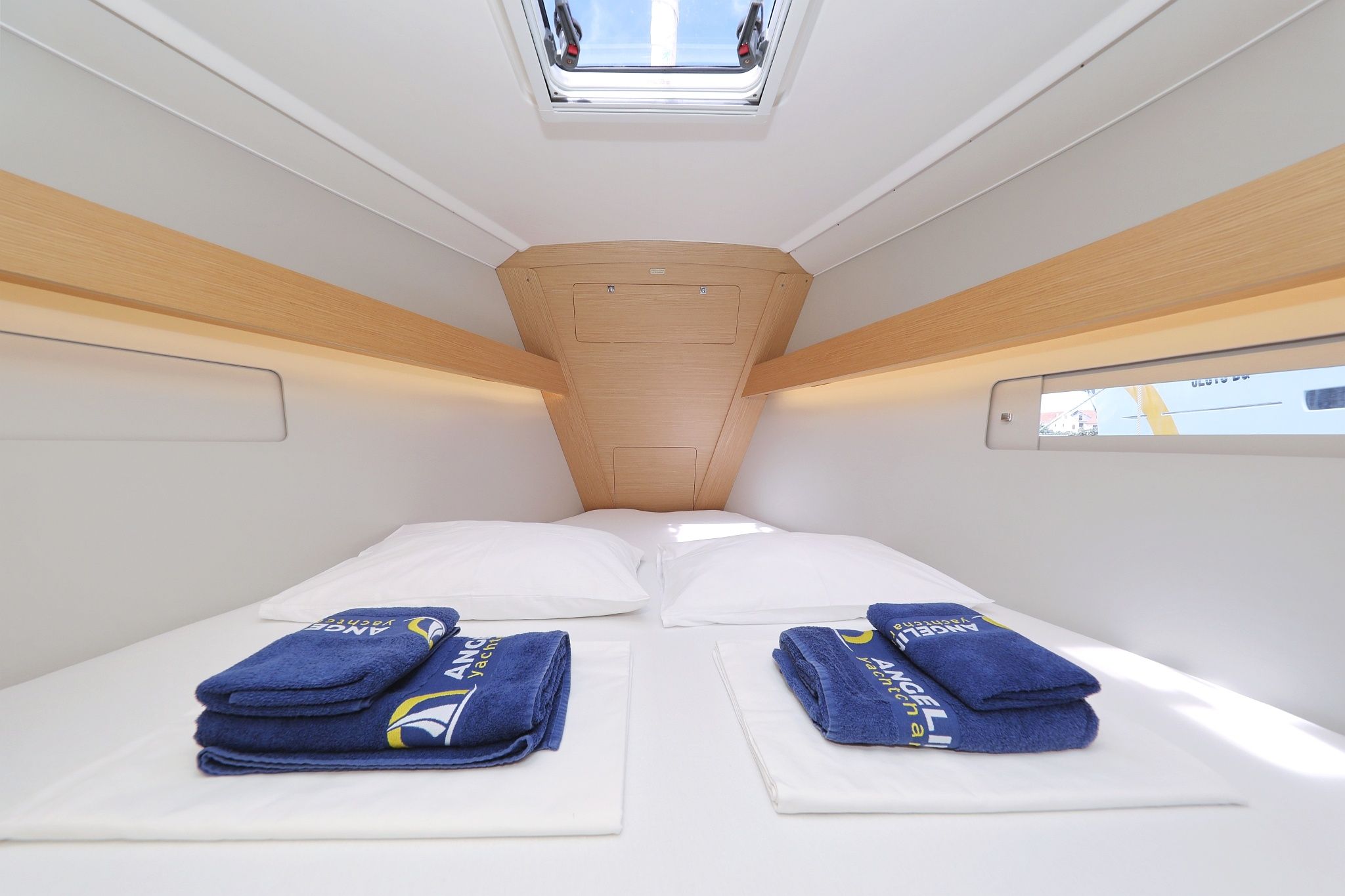 Dufour 412 | Themisto