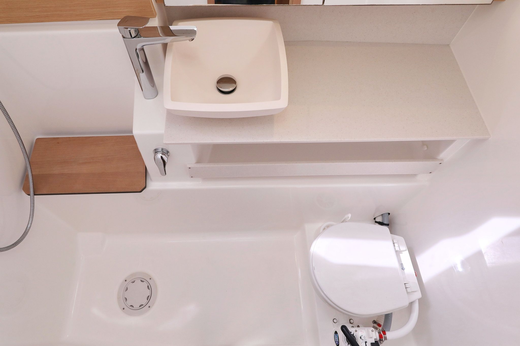 Dufour 412 | Themisto