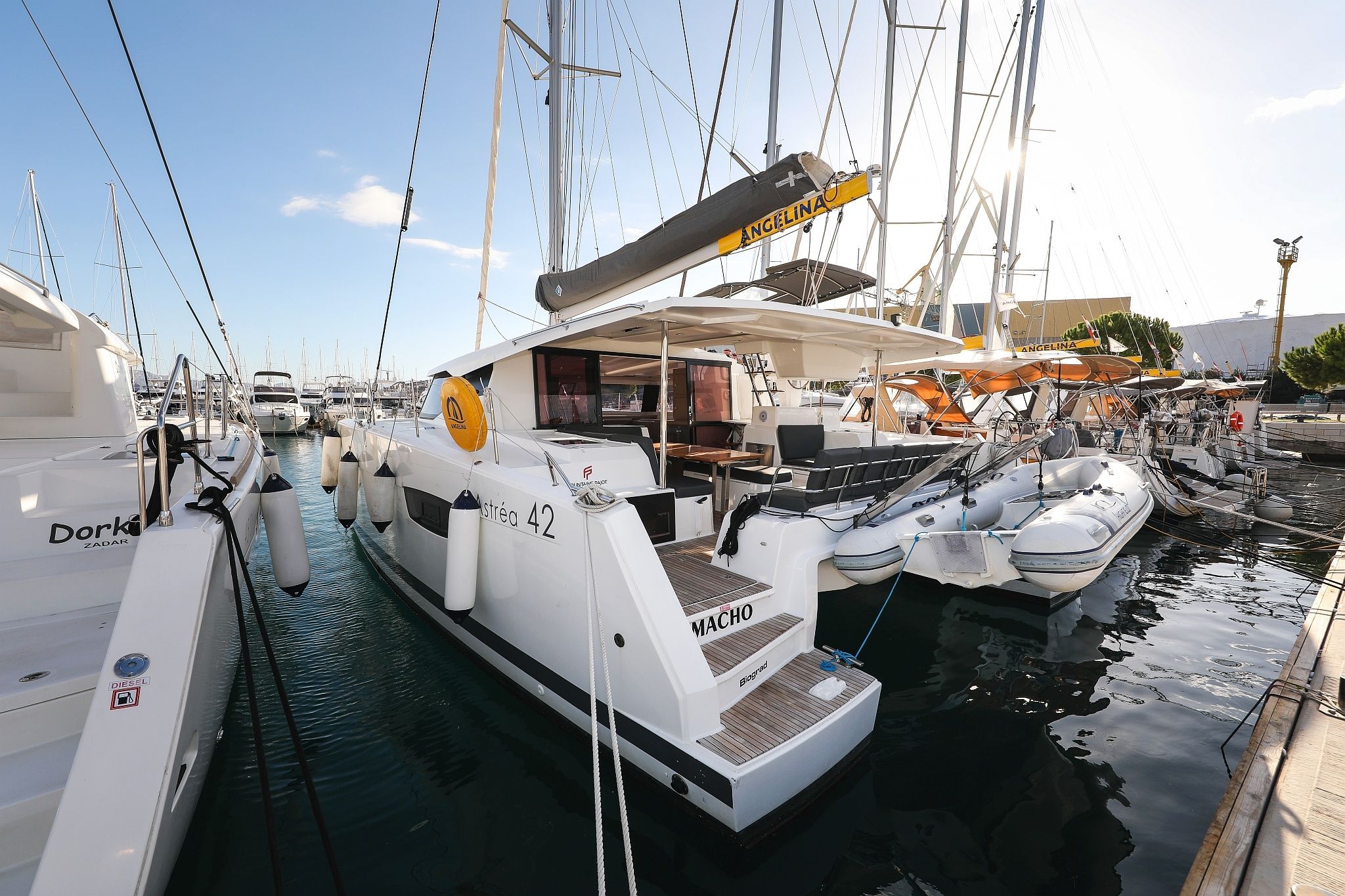 Fountaine Pajot Astrea 42 | Macho