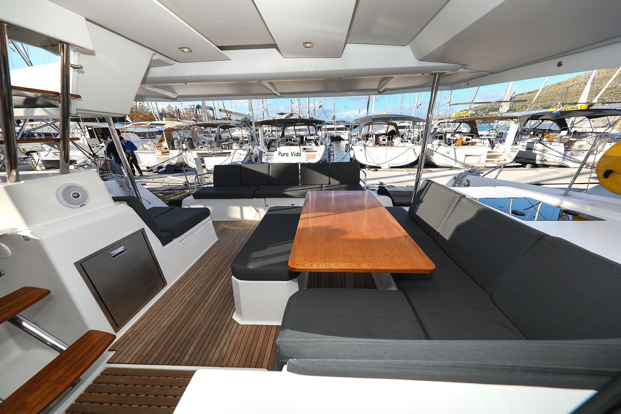 Fountaine Pajot Astrea 42 | Macho