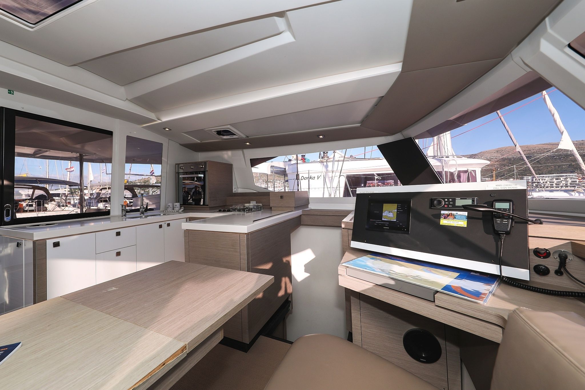 Fountaine Pajot Astrea 42 | Macho