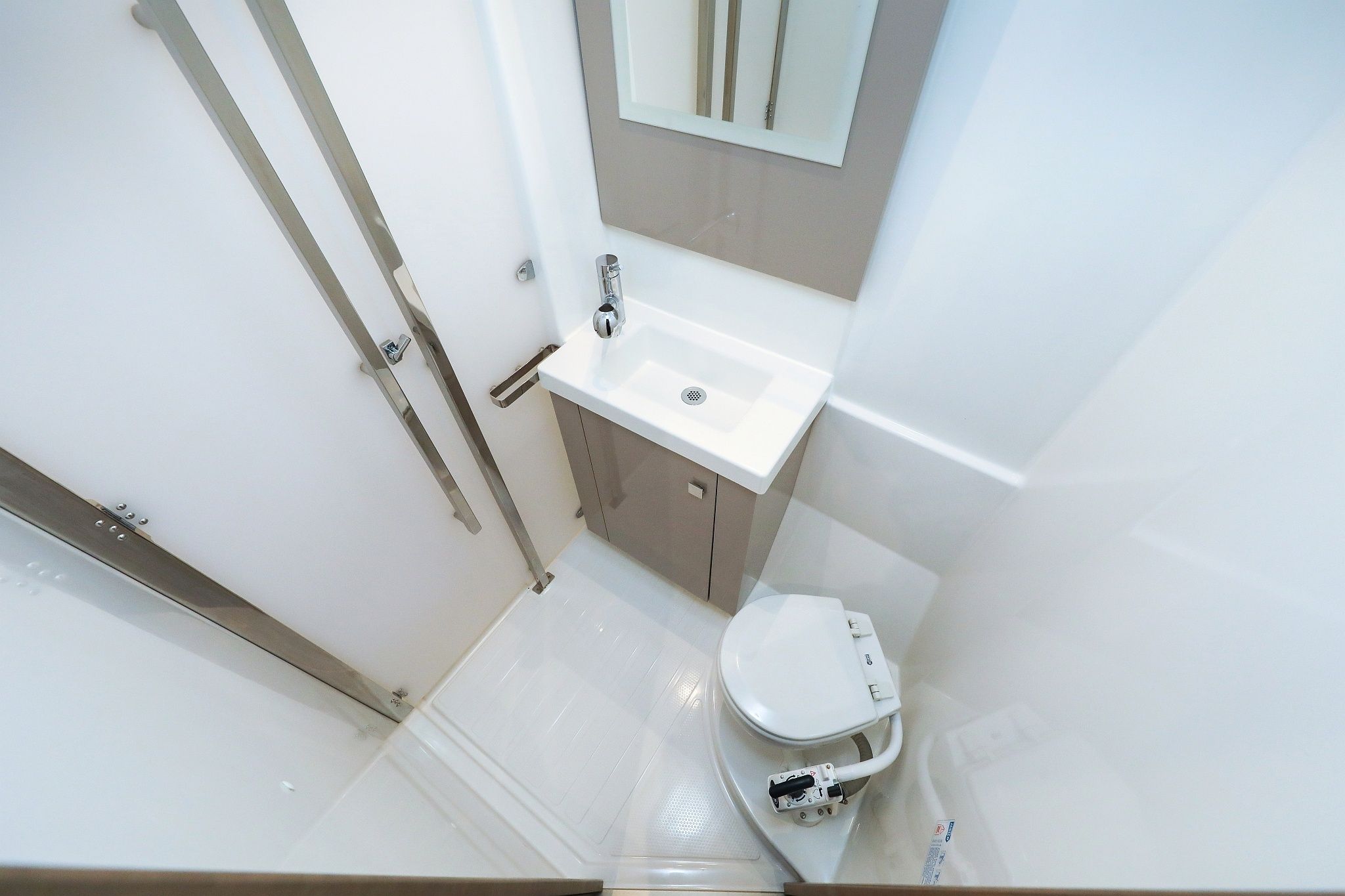 Fountaine Pajot Astrea 42 | Macho