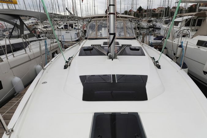 Dufour 390 | Mercury