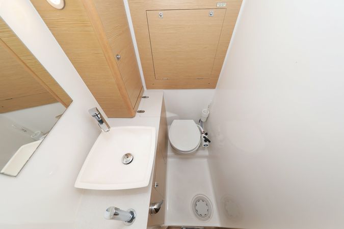 Dufour 390 | Mercury