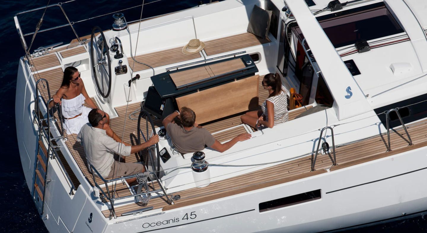 Beneteau Oceanis 45 | Quest