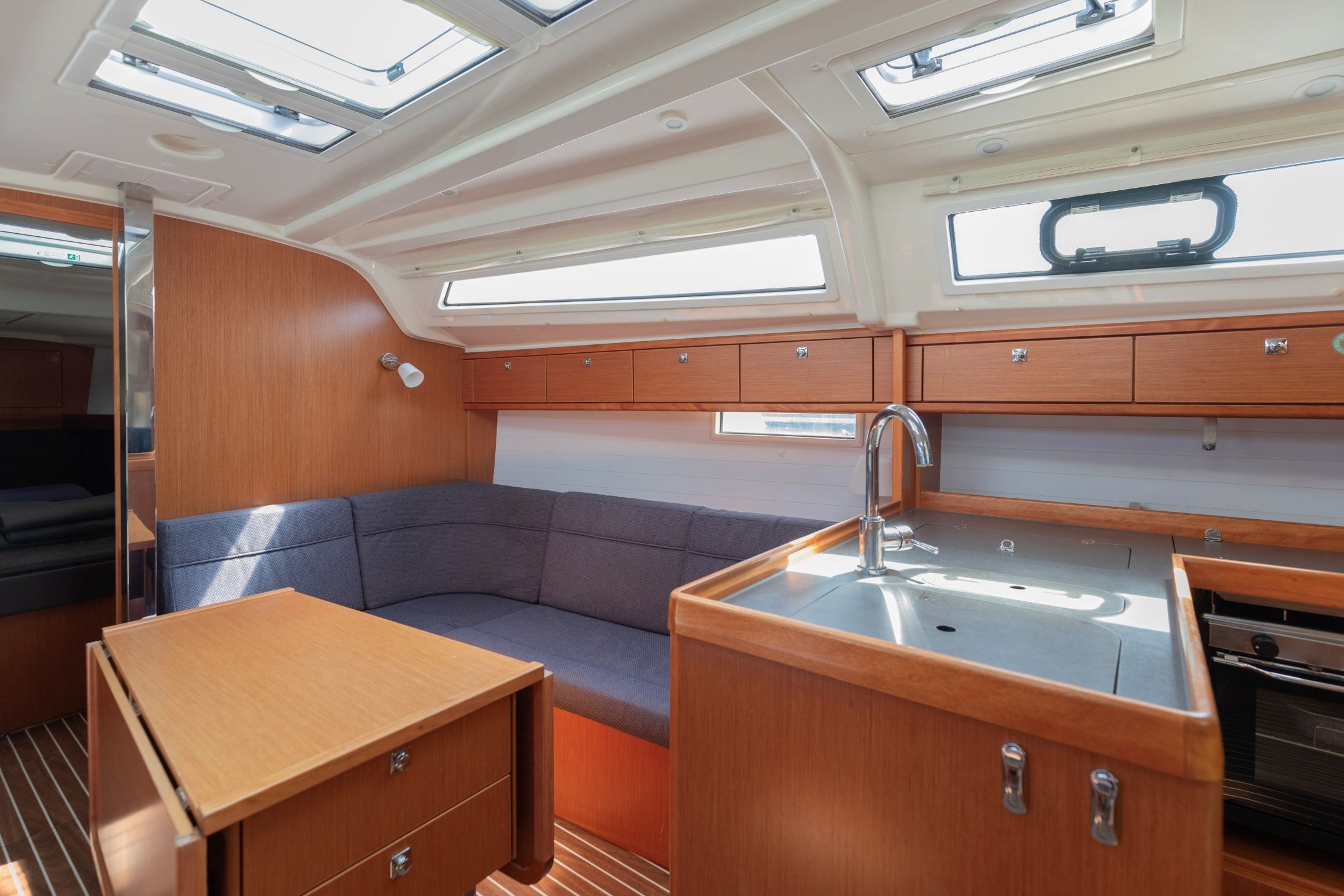 Bavaria Cruiser 37 | Paraty