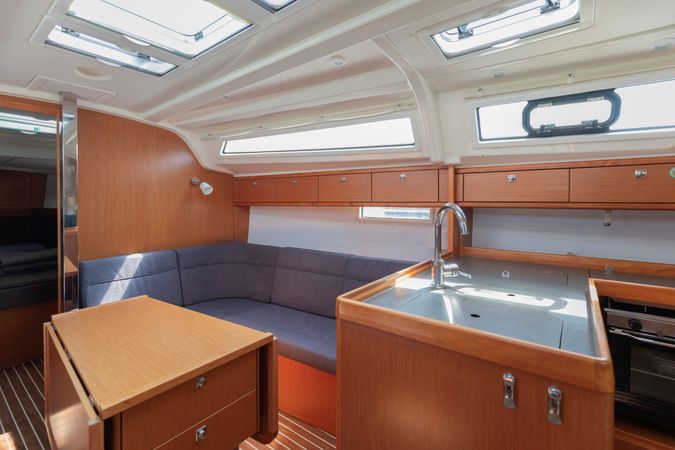 Bavaria Cruiser 37 | Paraty