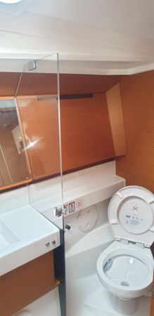 Jeanneau Sun Odyssey 410 | The Song Is You