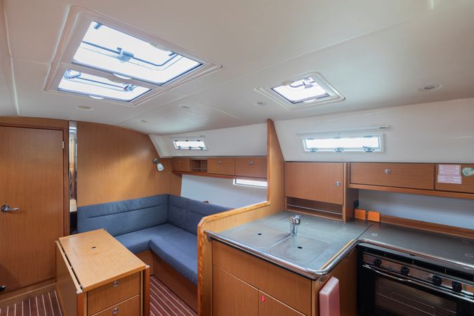 Bavaria Cruiser 36 | Eos