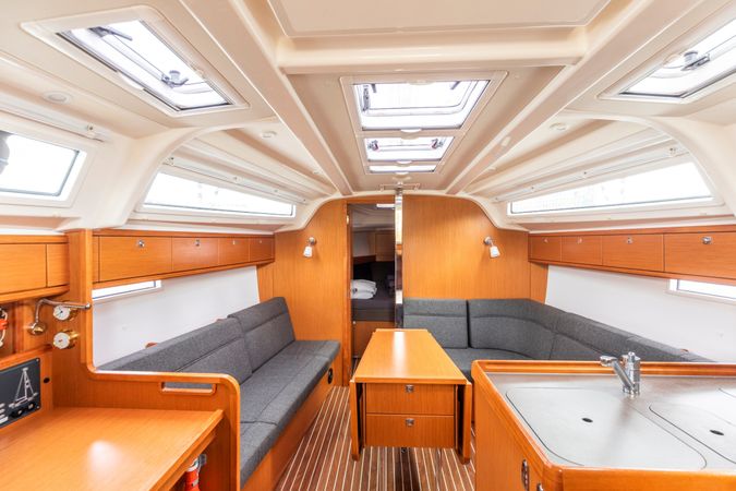 Bavaria Cruiser 37 | Noah