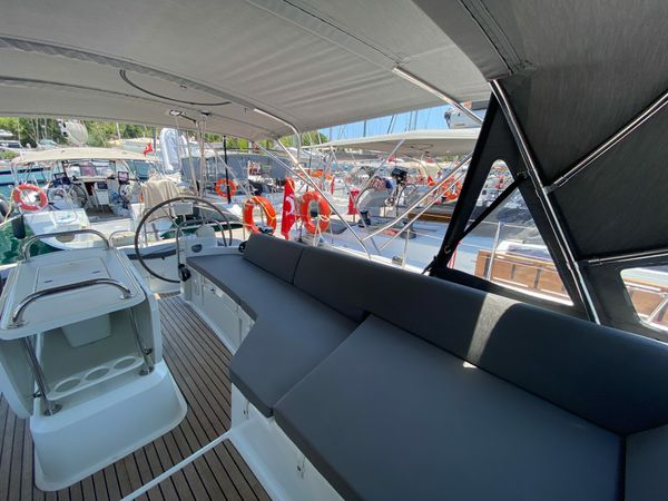 Jeanneau Sun Odyssey 53 | Mocha 2