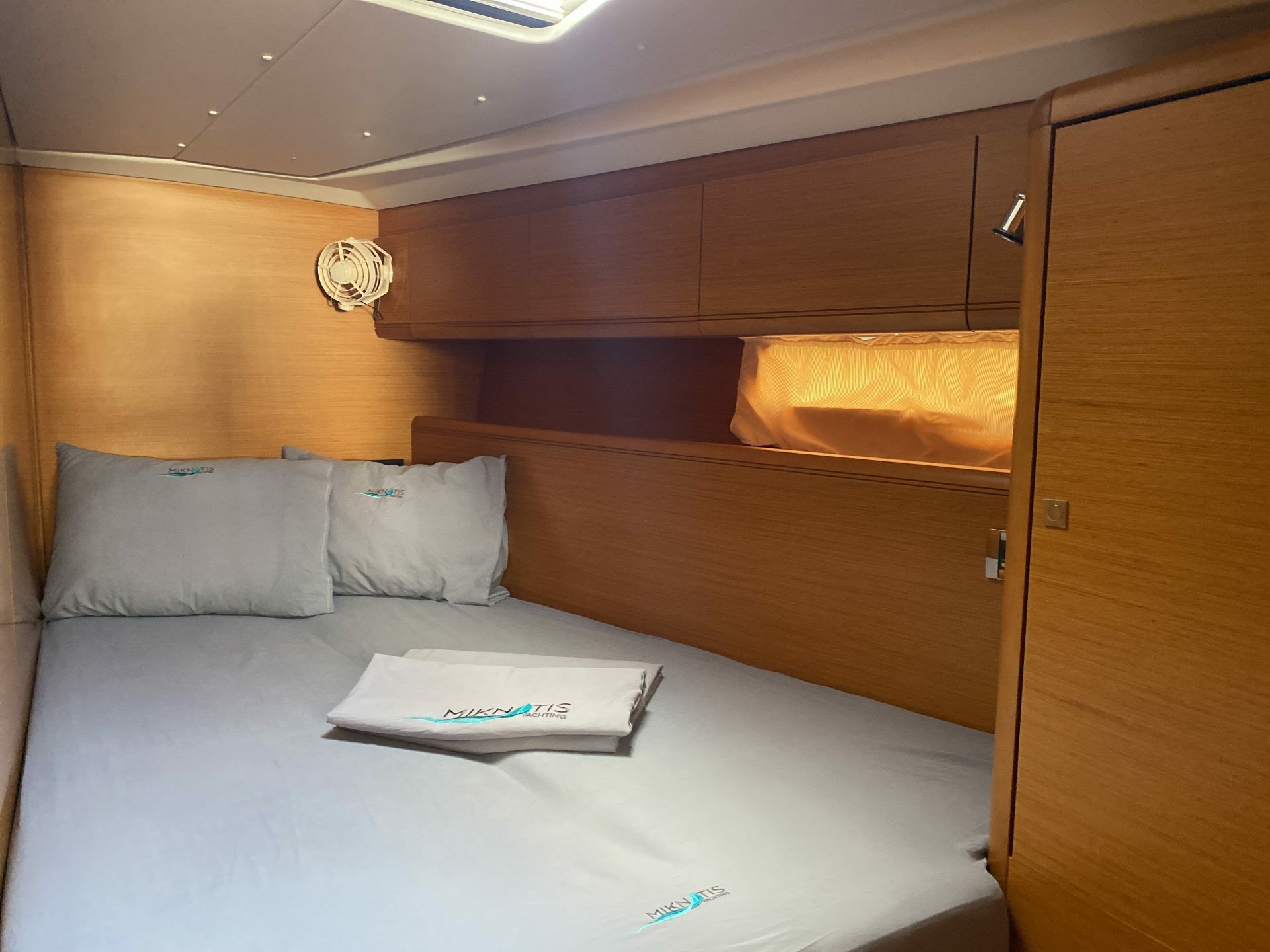 Jeanneau Sun Odyssey 53 | Mocha 2