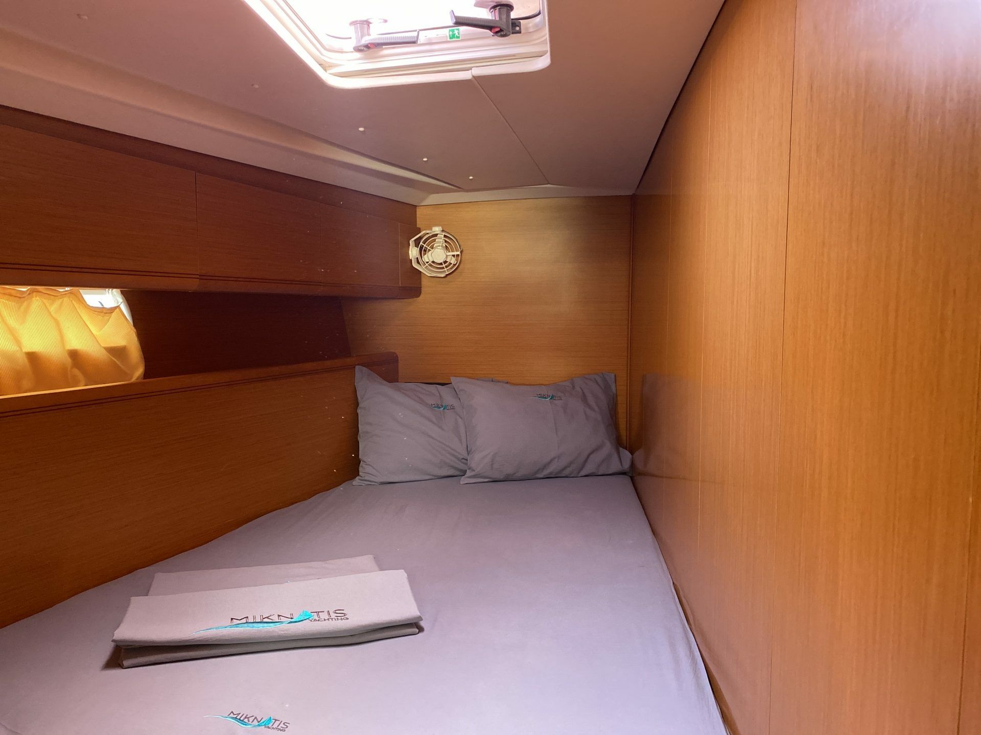 Jeanneau Sun Odyssey 53 | Mocha 2