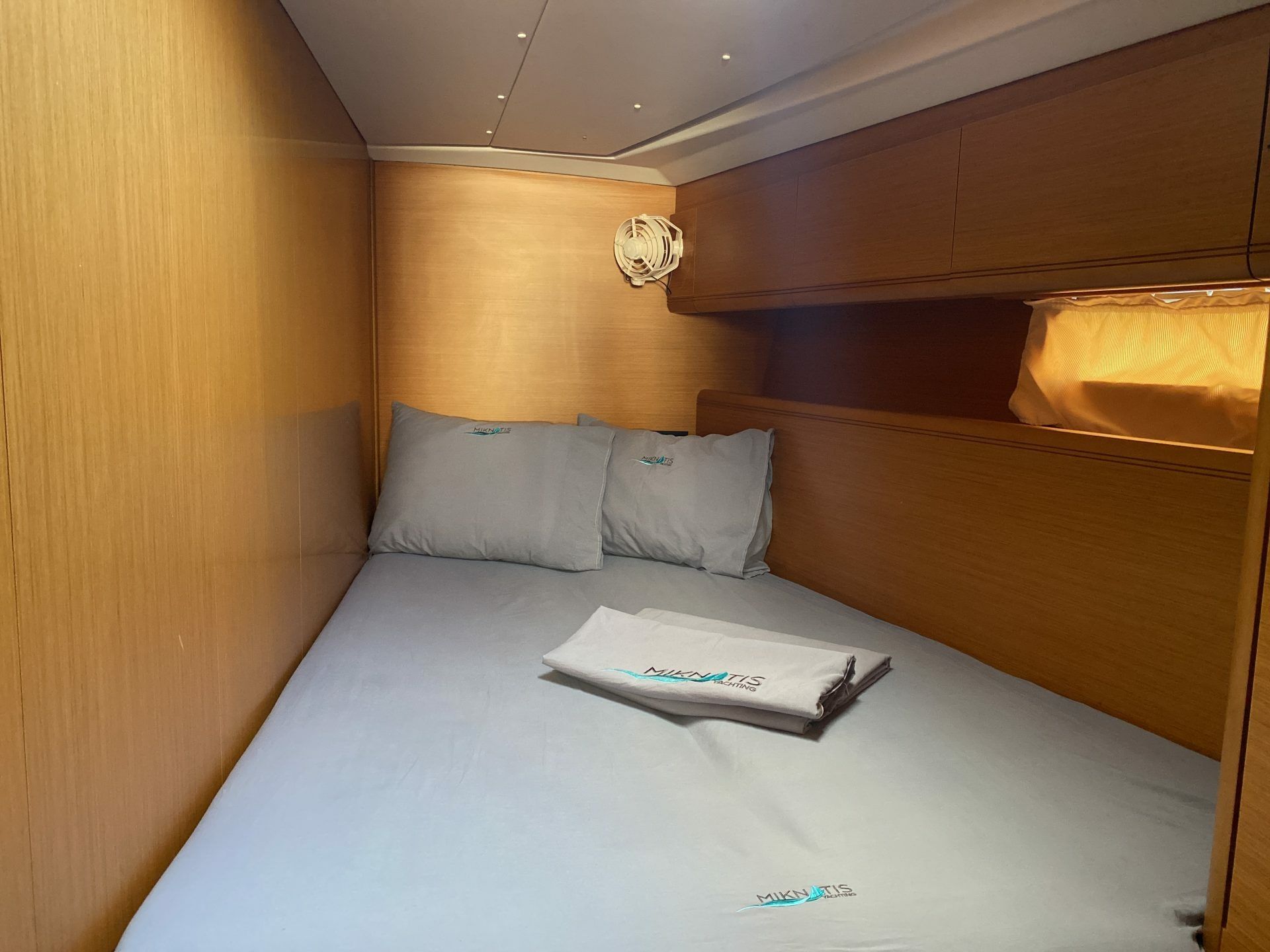 Jeanneau Sun Odyssey 53 | Mocha 2