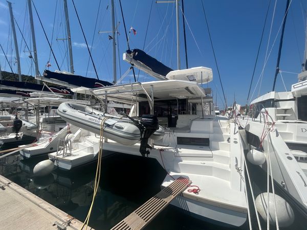 Leopard 45 | Moorings 20