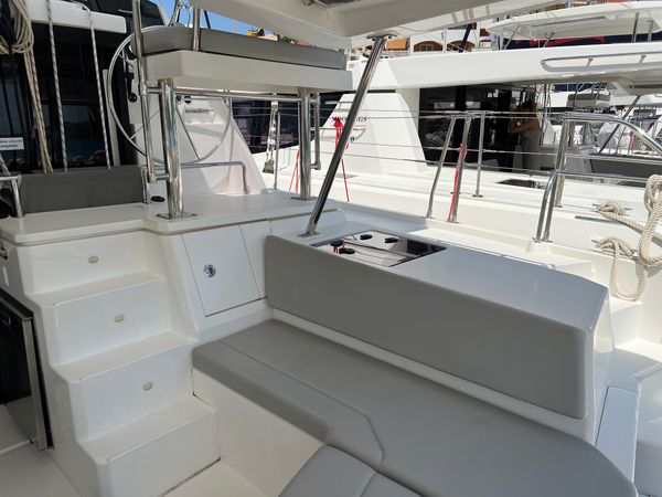 Leopard 45 | Moorings 20