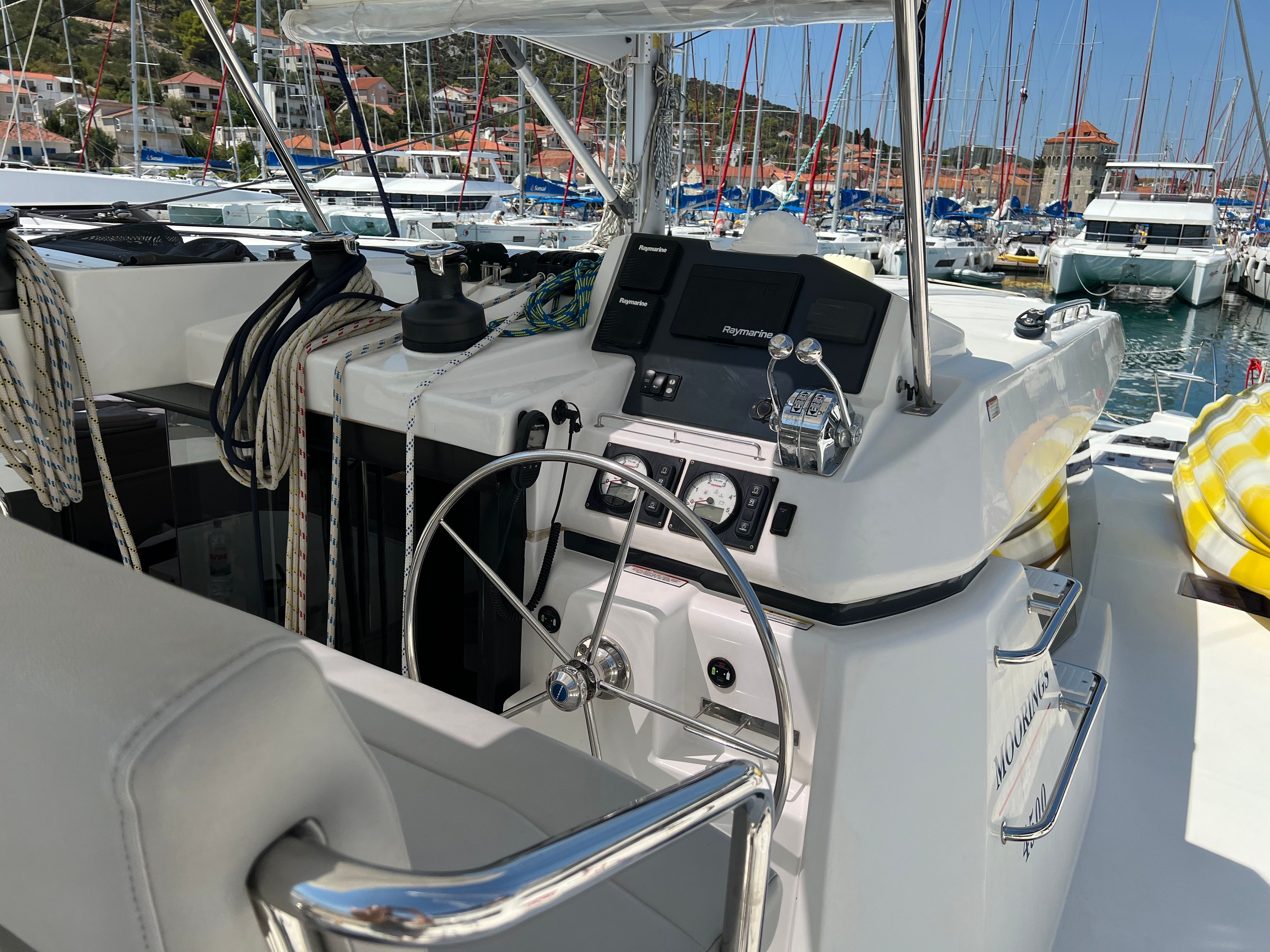 Leopard 45 | Moorings 20