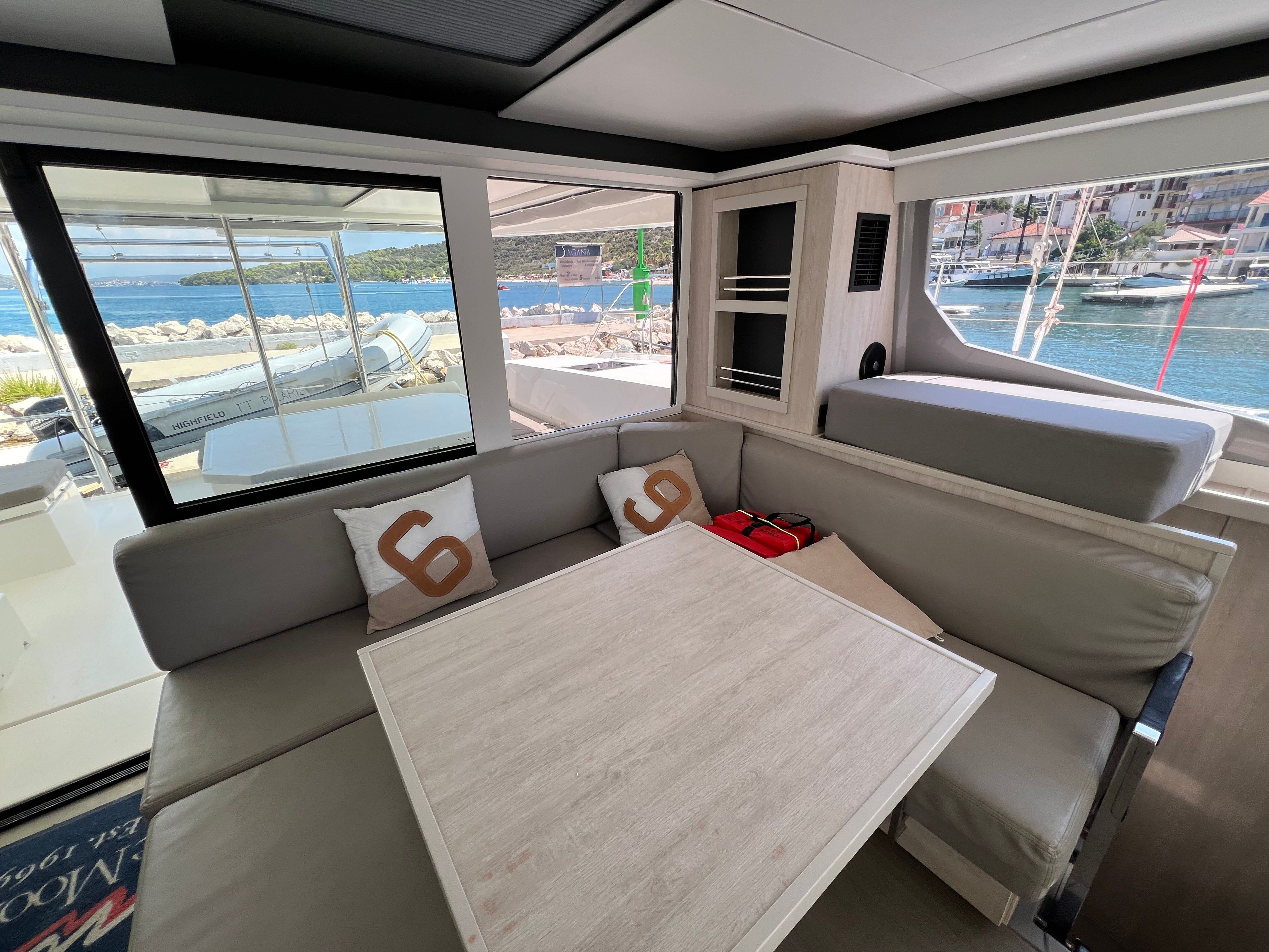 Leopard 45 | Moorings 20