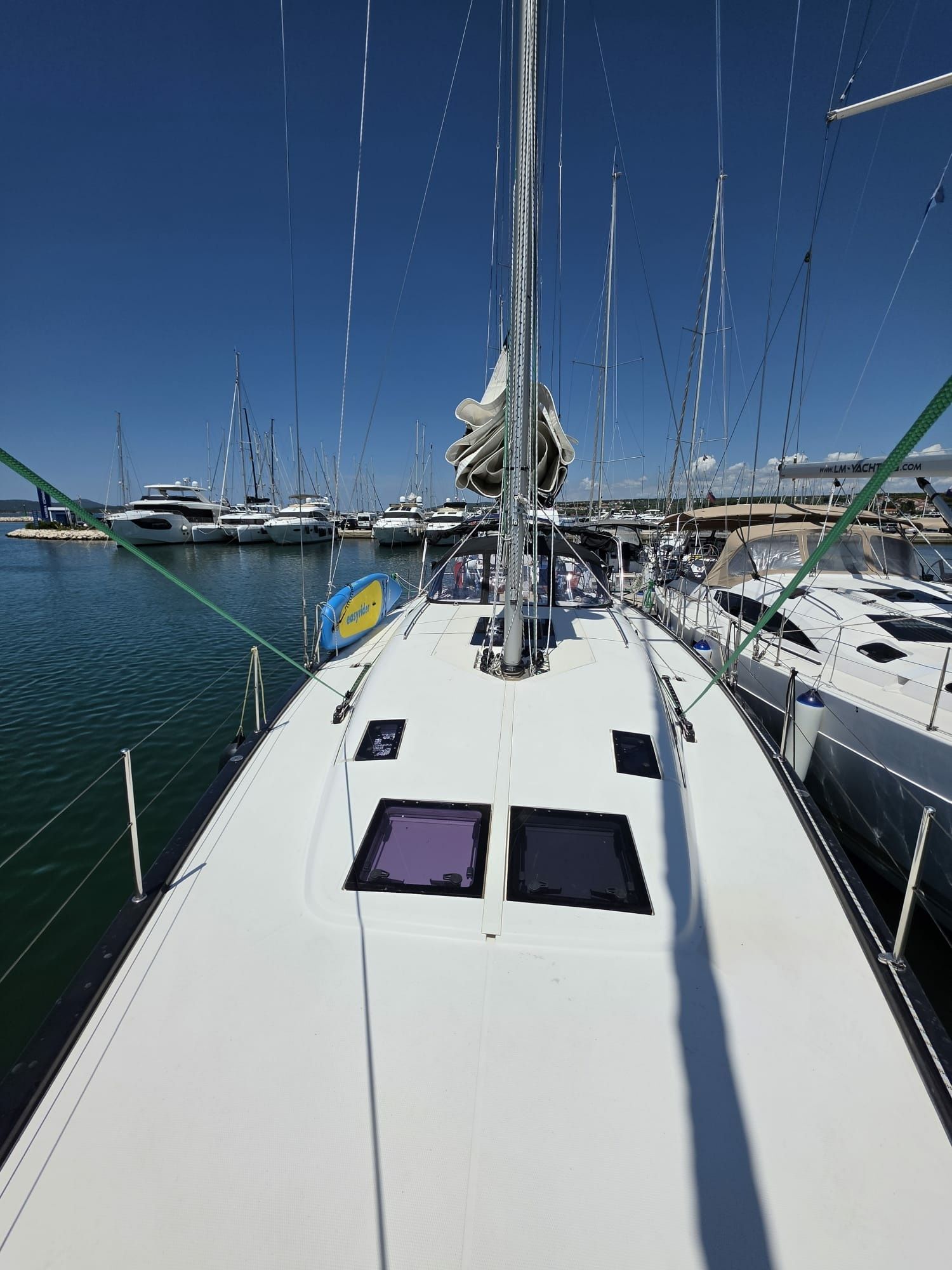 More 55 | Luna Nera