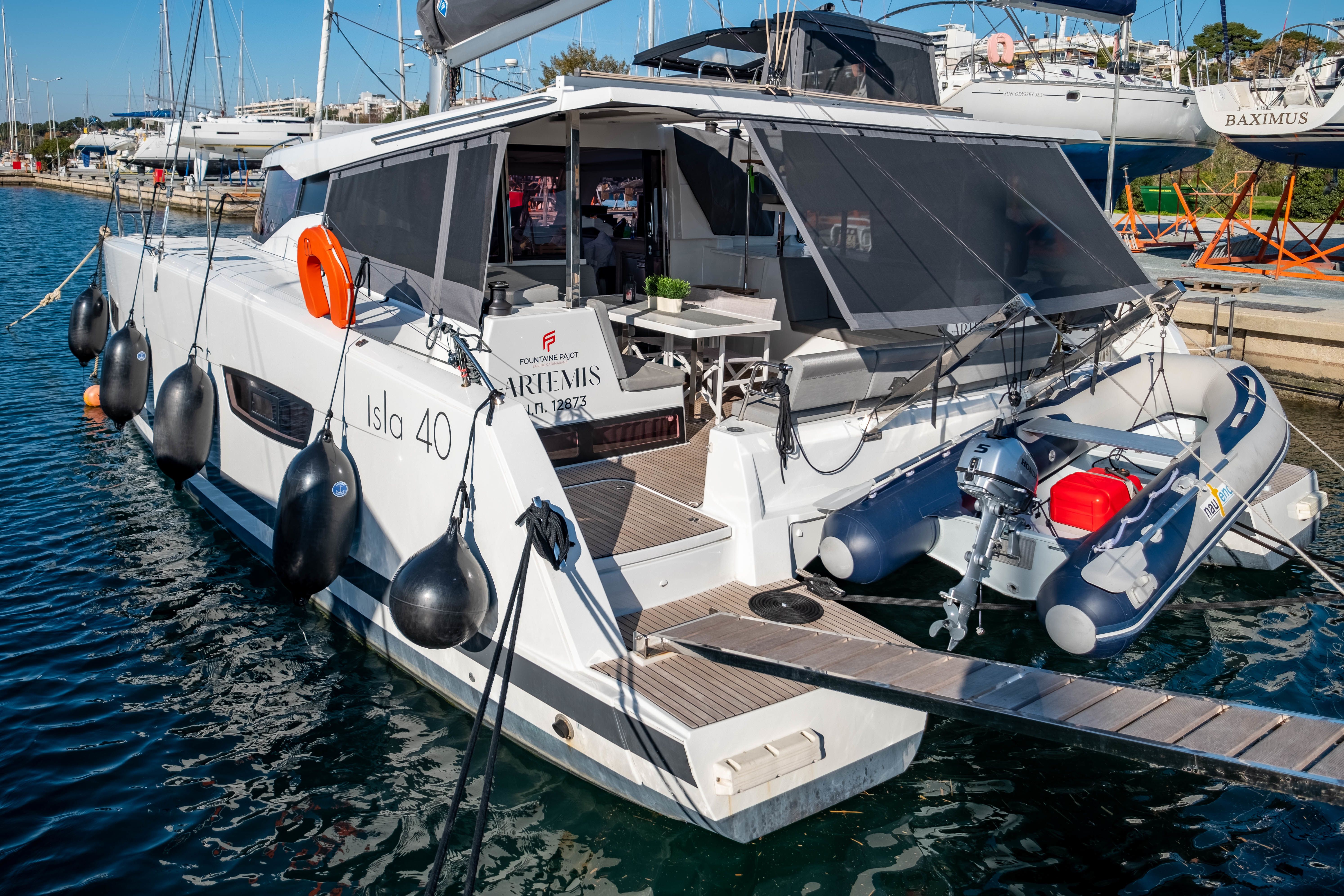 Fountaine Pajot Isla 40 | Artemis