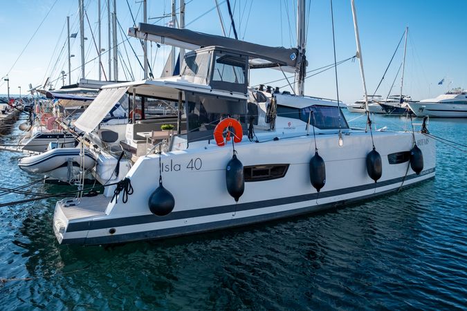 Fountaine Pajot Isla 40 | Artemis
