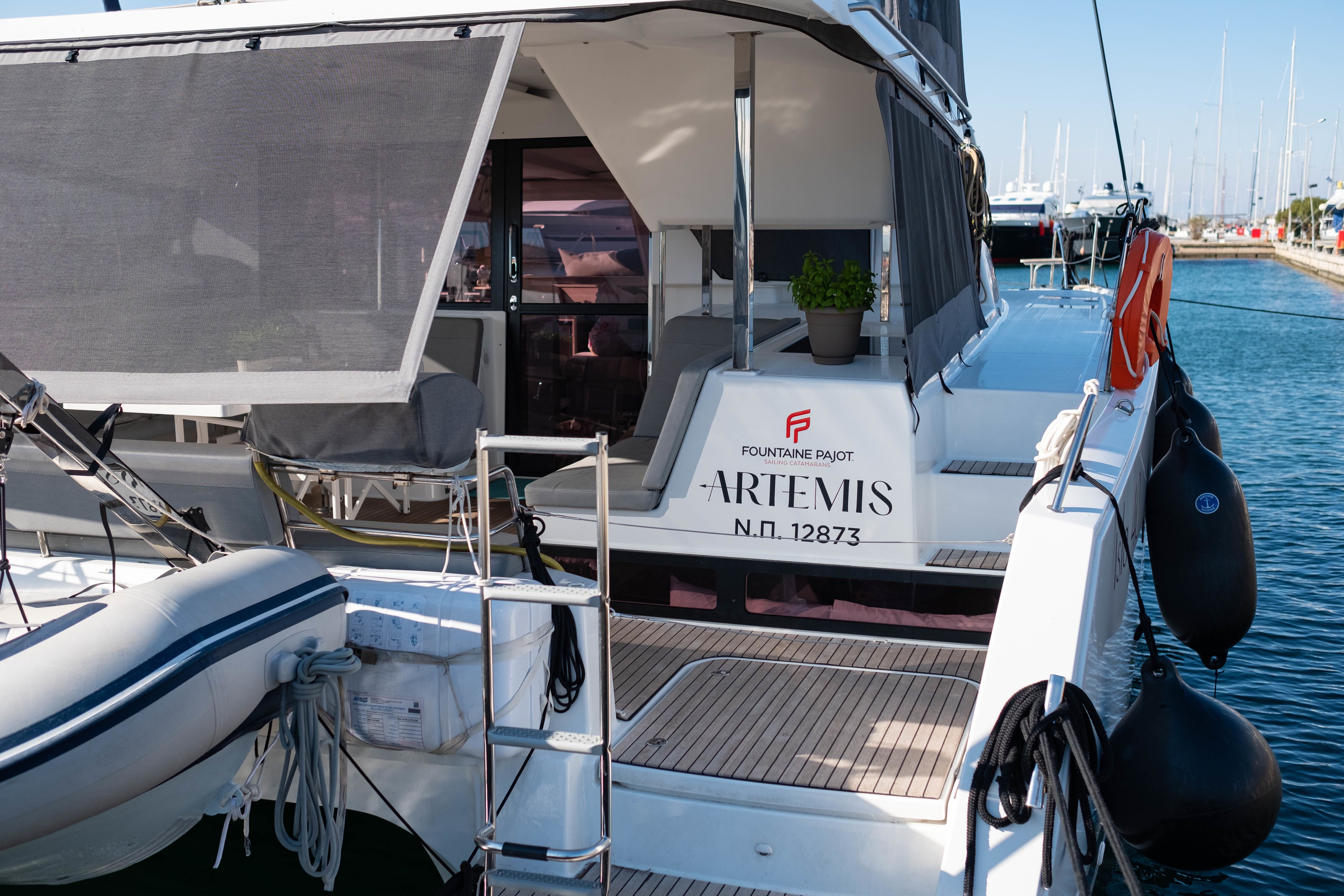 Fountaine Pajot Isla 40 | Artemis