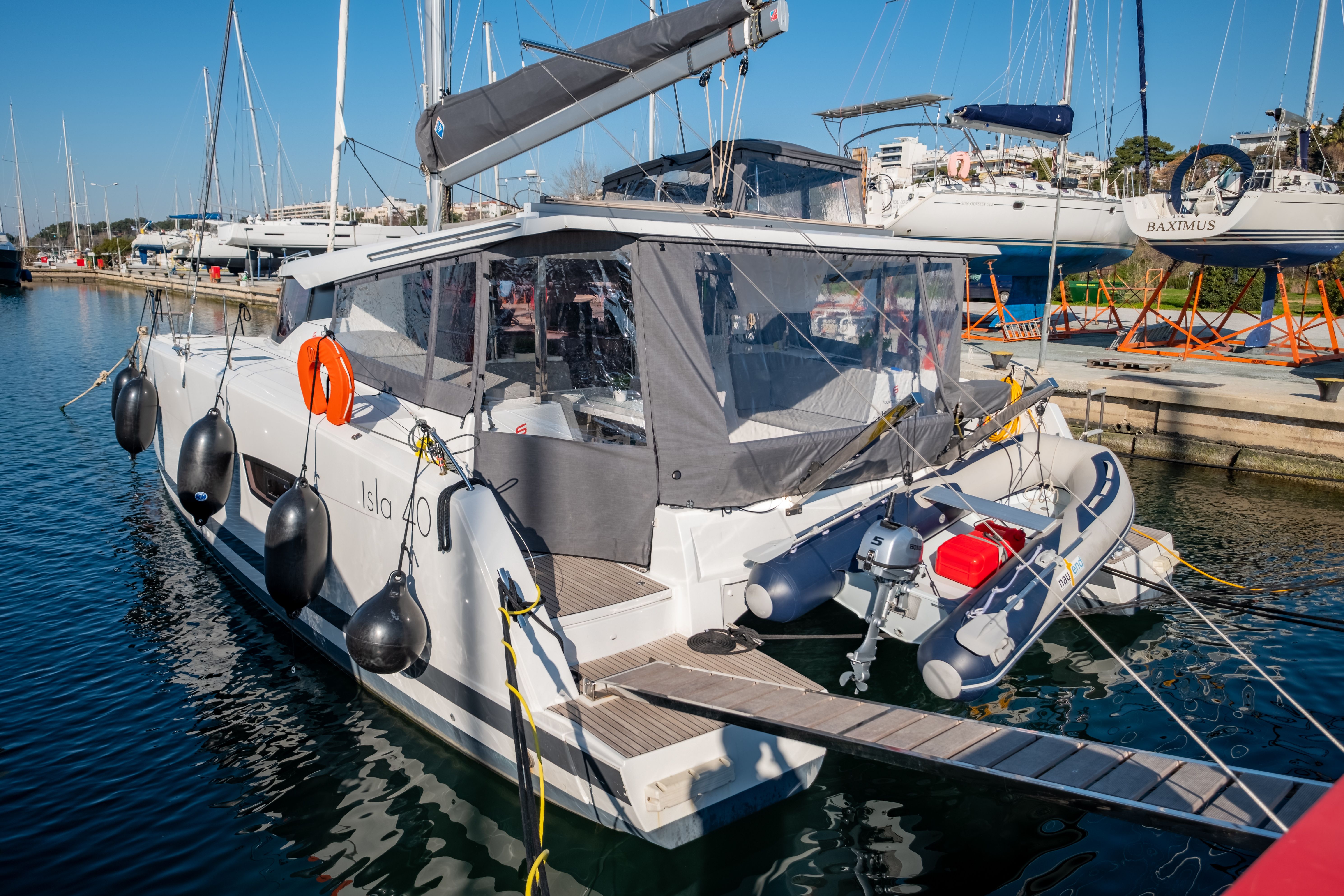 Fountaine Pajot Isla 40 | Artemis