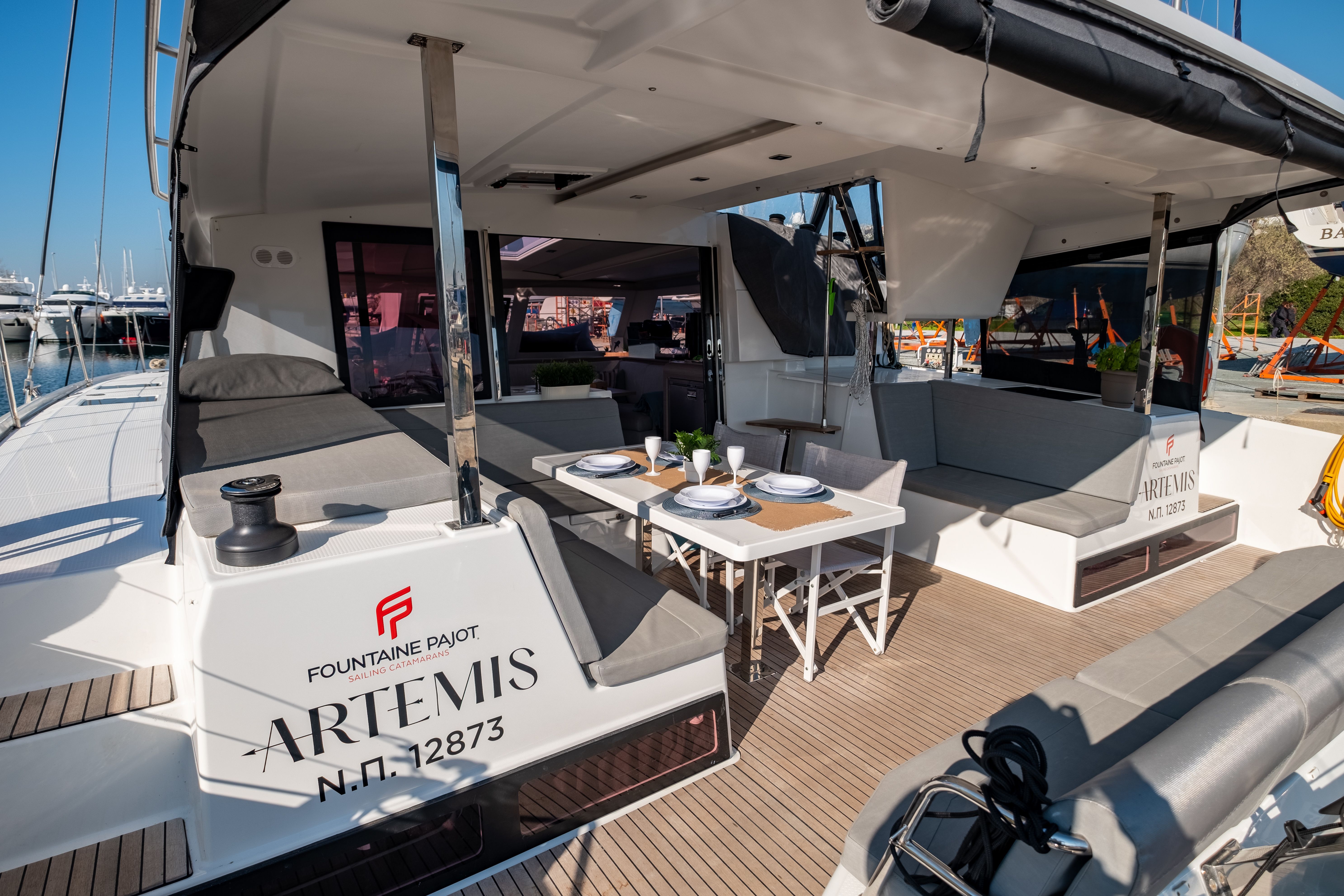 Fountaine Pajot Isla 40 | Artemis