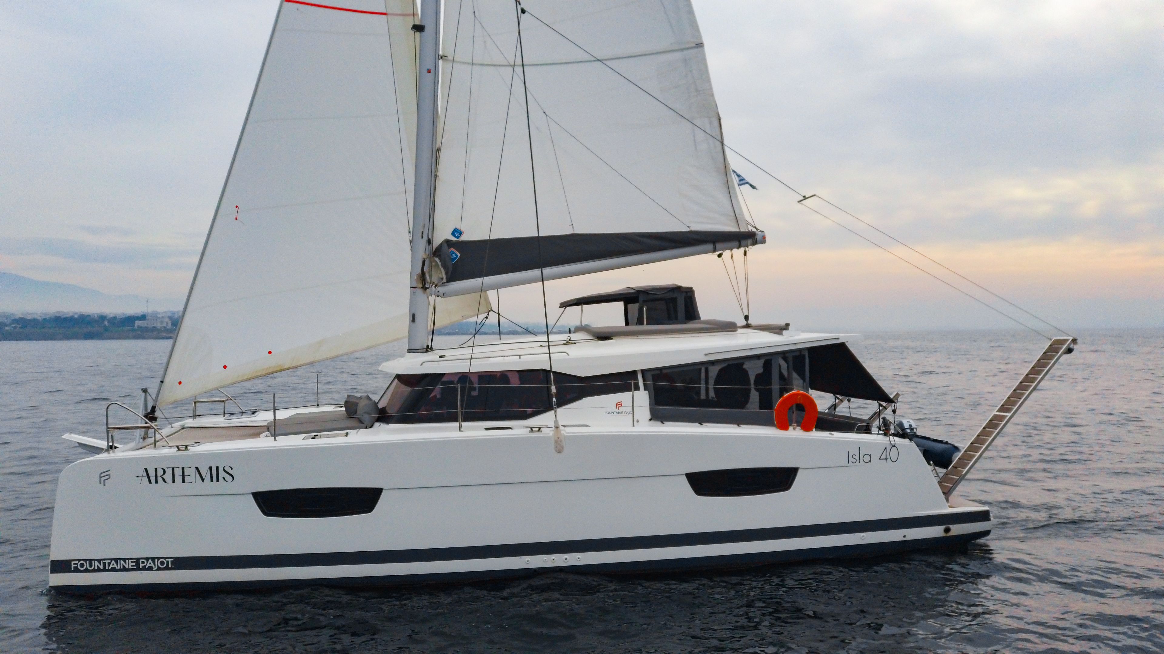 Fountaine Pajot Isla 40 | Artemis