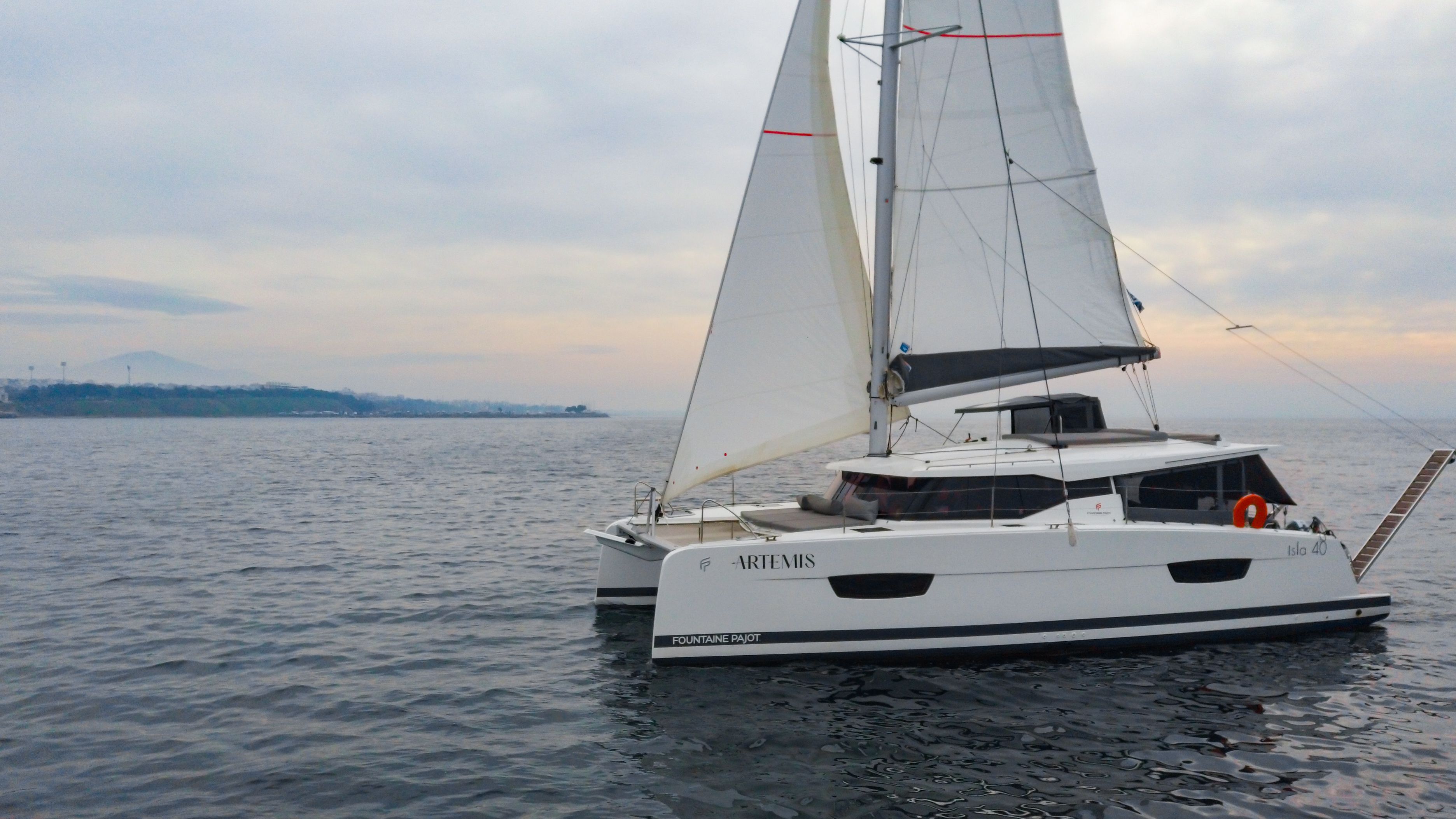 Fountaine Pajot Isla 40 | Artemis