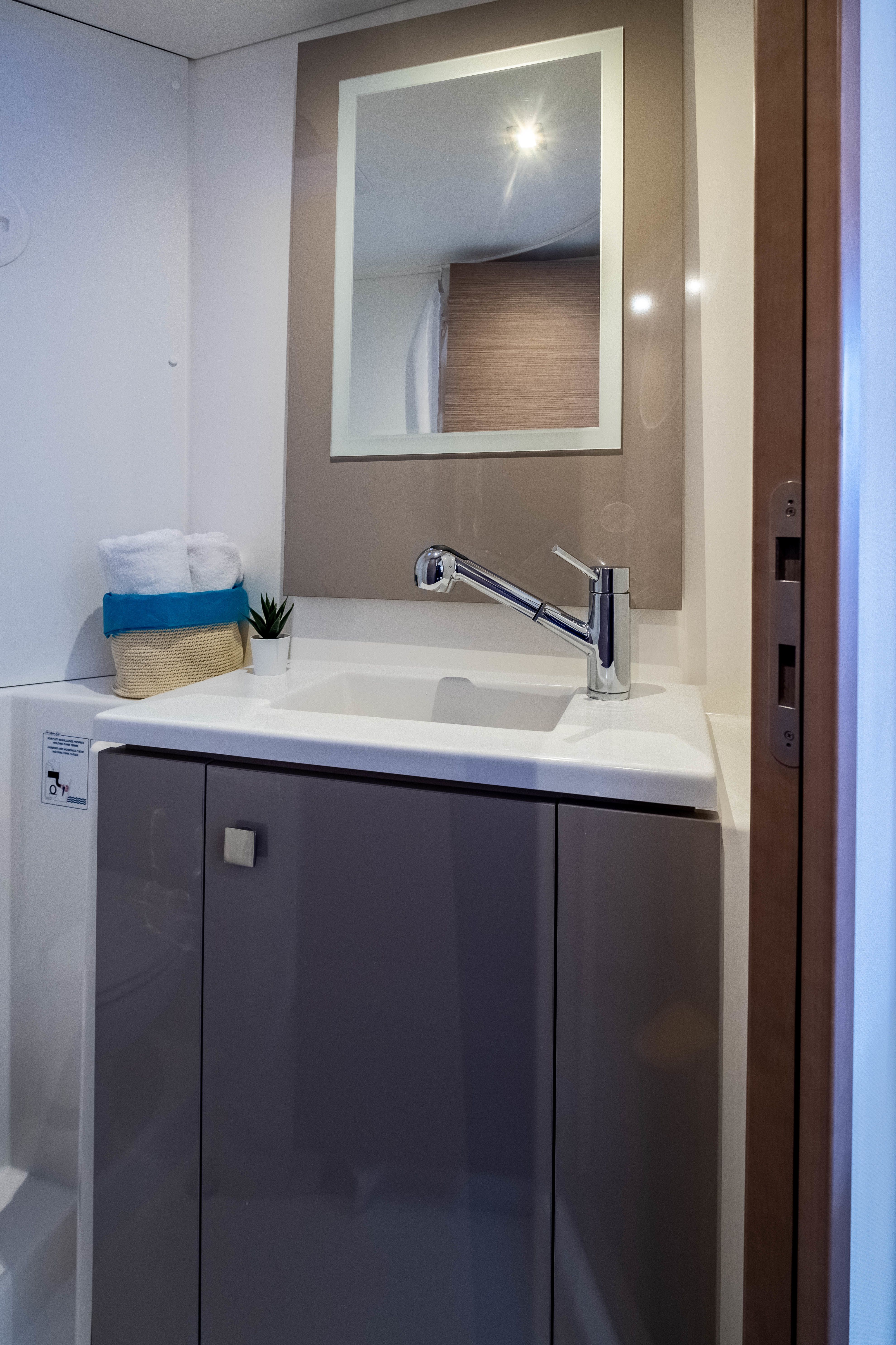 Fountaine Pajot Isla 40 | Artemis