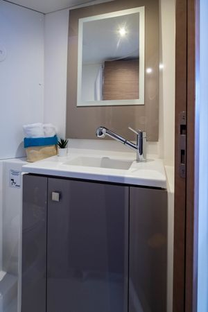 Fountaine Pajot Isla 40 | Artemis