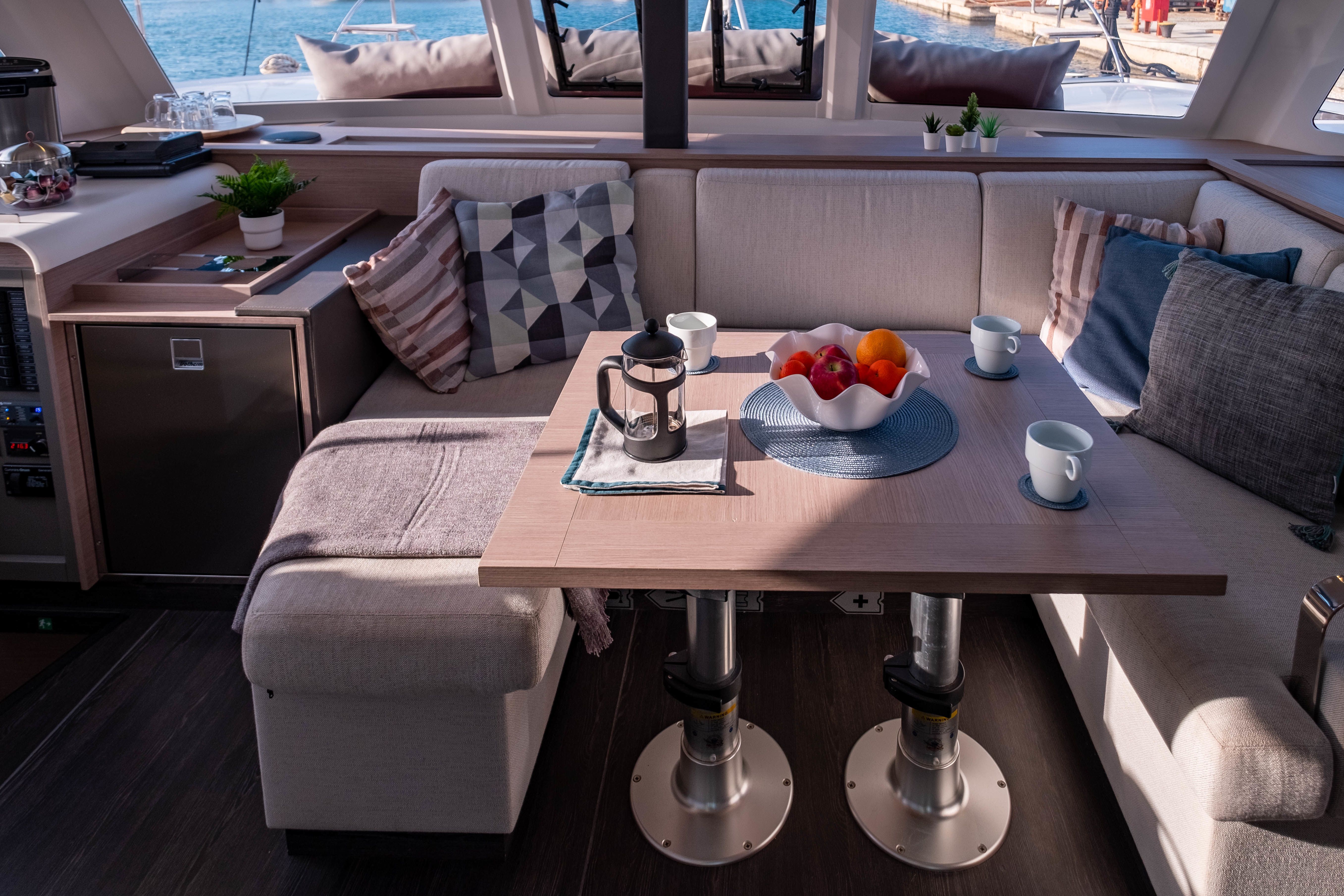 Fountaine Pajot Isla 40 | Artemis
