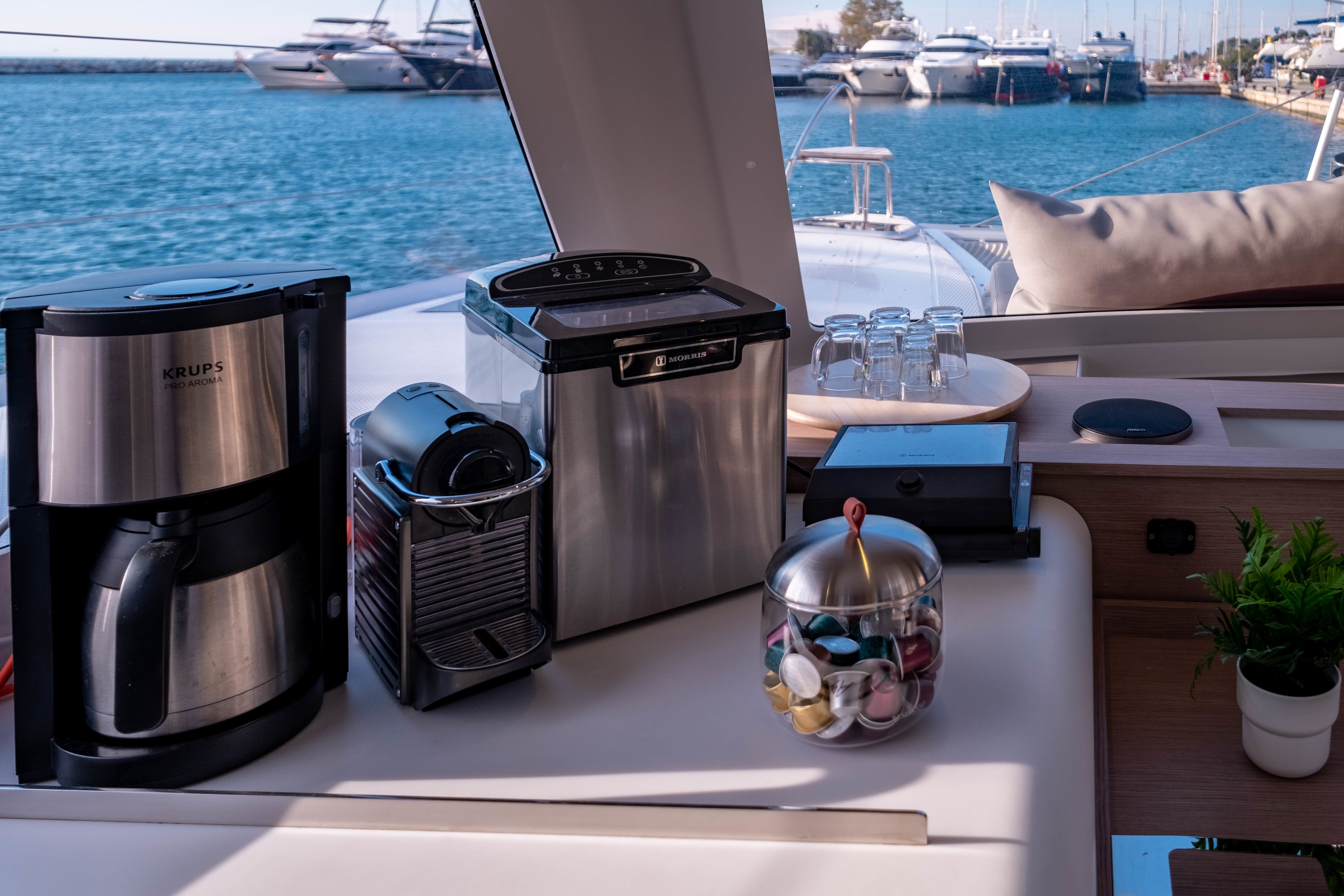 Fountaine Pajot Isla 40 | Artemis