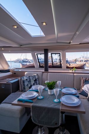 Fountaine Pajot Isla 40 | Artemis