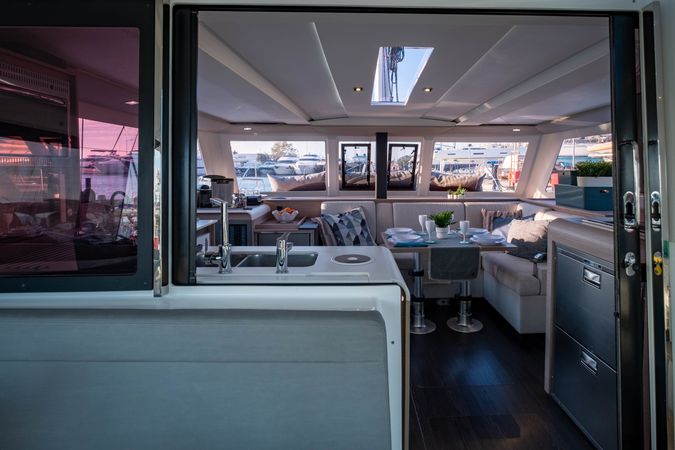 Fountaine Pajot Isla 40 | Artemis