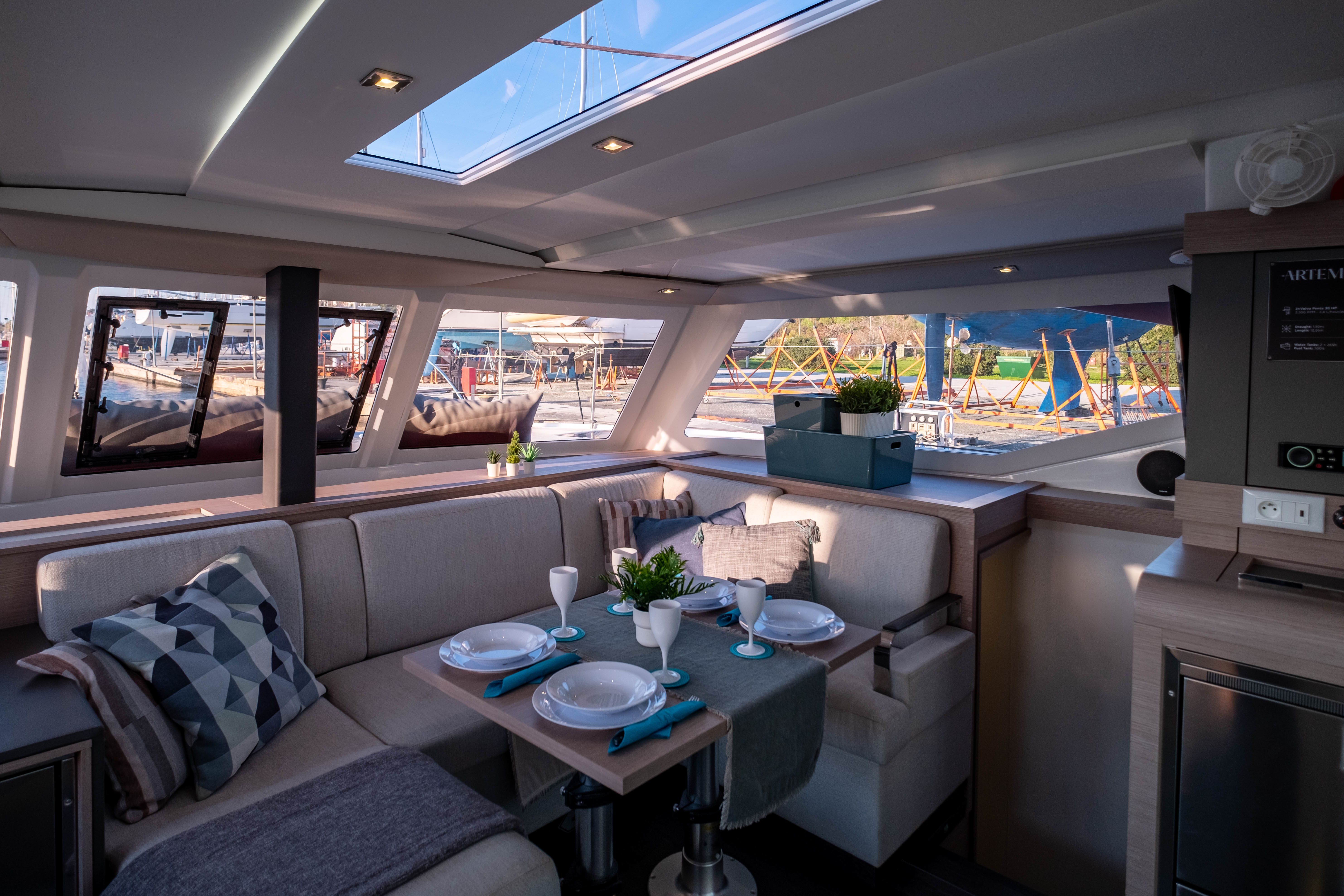 Fountaine Pajot Isla 40 | Artemis