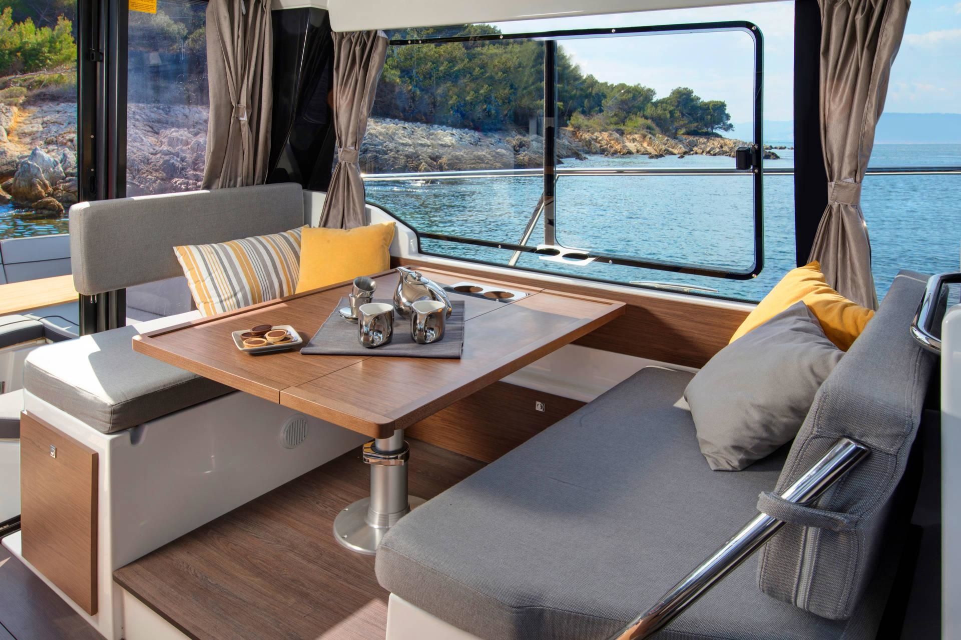 Jeanneau Merry Fisher 1095 | Fly