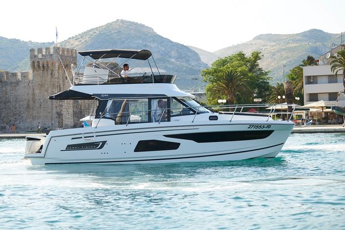 Jeanneau Merry Fisher 1095 | Fly