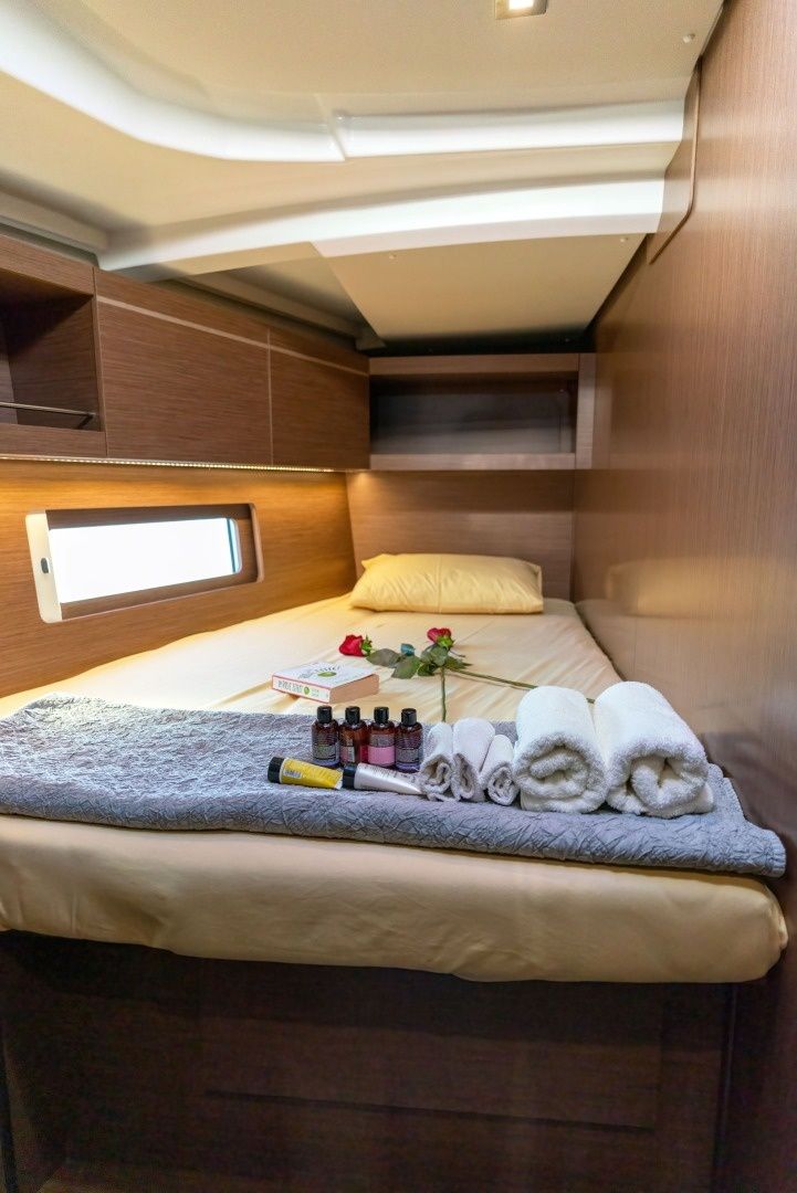 Beneteau Oceanis 46.1 | Blue Odyssey