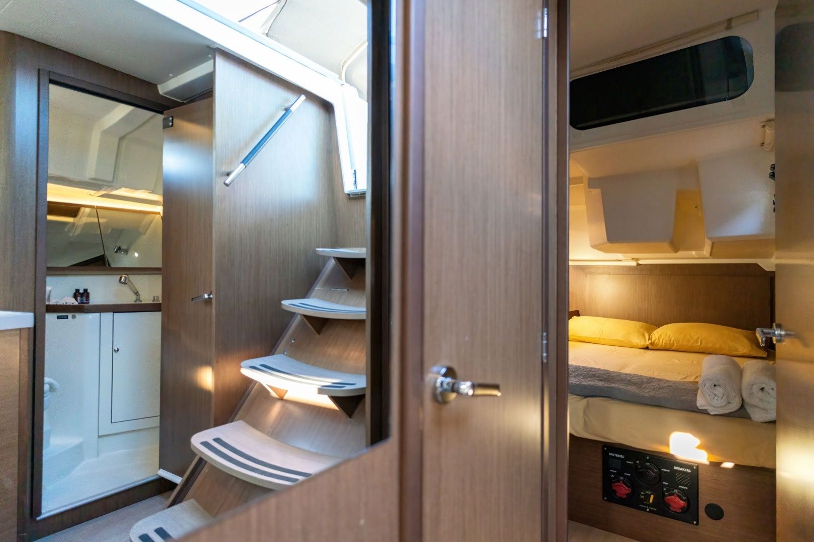 Beneteau Oceanis 46.1 | Blue Odyssey