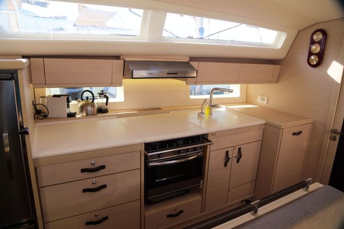 Jeanneau 54 | Storm Dancer 2