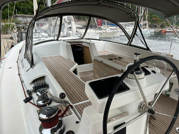 Jeanneau 54 | Storm Dancer 2
