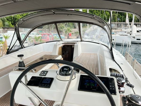 Jeanneau 54 | Storm Dancer 2