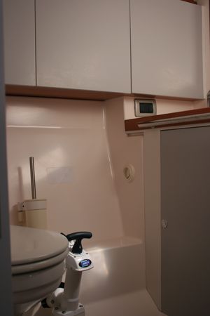 Salona 44 | Sousouni