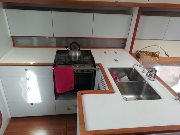 Salona 44 | Sousouni